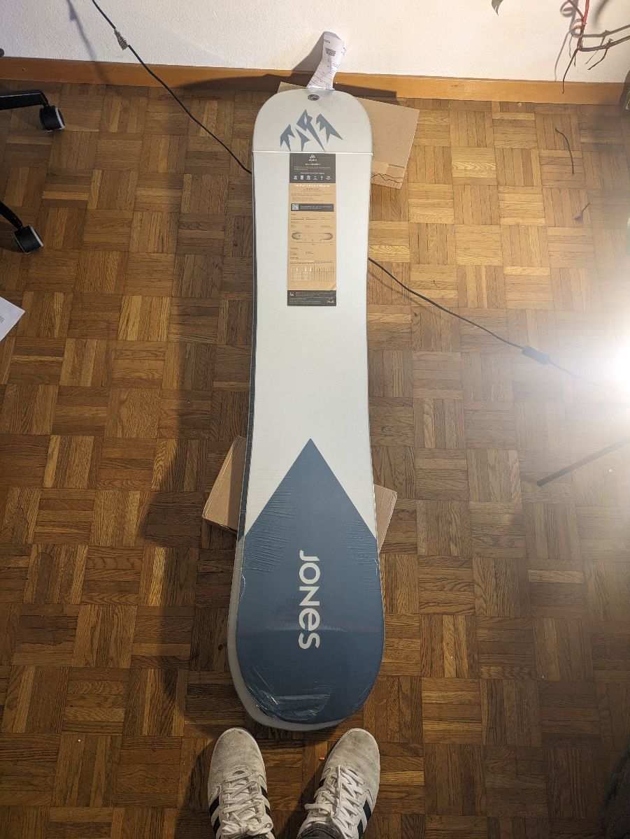 151cm Women's Jones Snowboard